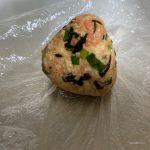 美味しく食べよう！栄養たっぷりオートミールおにぎり🍙