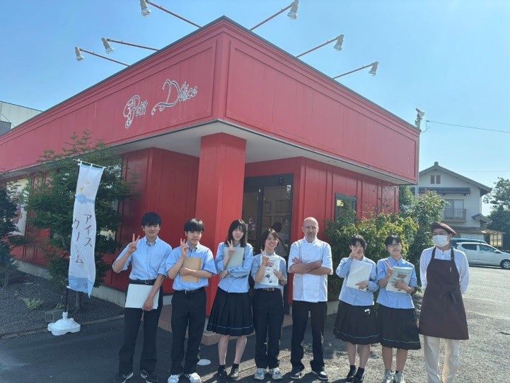 湖北高校発信！フランス菓子プティデリスさんを紹介！