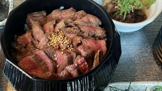 「黒毛和牛肉まぶし ふじ田」の『”A5ランク特選黒毛和牛”』（東田町）
