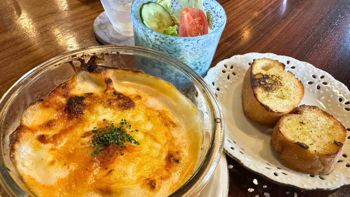 「70St.」の『ラザニアセット』『フレンチトースト』(雄踏町宇布見)