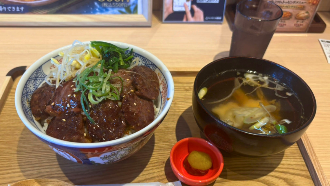 【4月11日NEWOPEN】「鴨江食堂－ハラミとタン－」の『牛ハラミ丼』（鴨江）